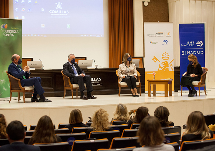 Foto La Universidad Pontificia Comillas, Fundación Iberdrola España y EMT apuestan por la FP STEM para aumentar la empleabilidad de la mujer.
